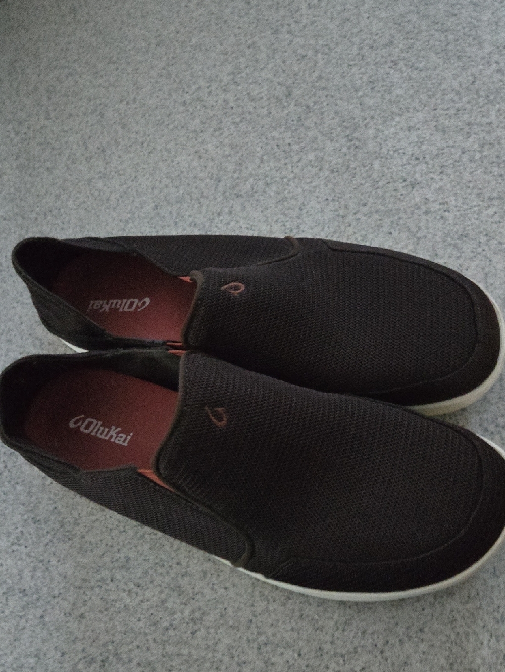OluKai Men's Chocolate Brown Slip-On Knit Loafers with White Sole. Size 13.